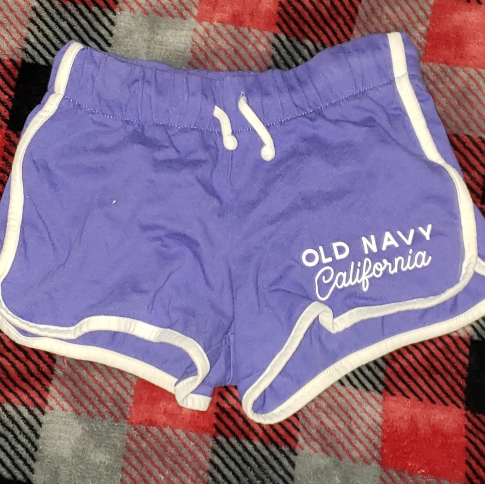 🛍 old navy shorts